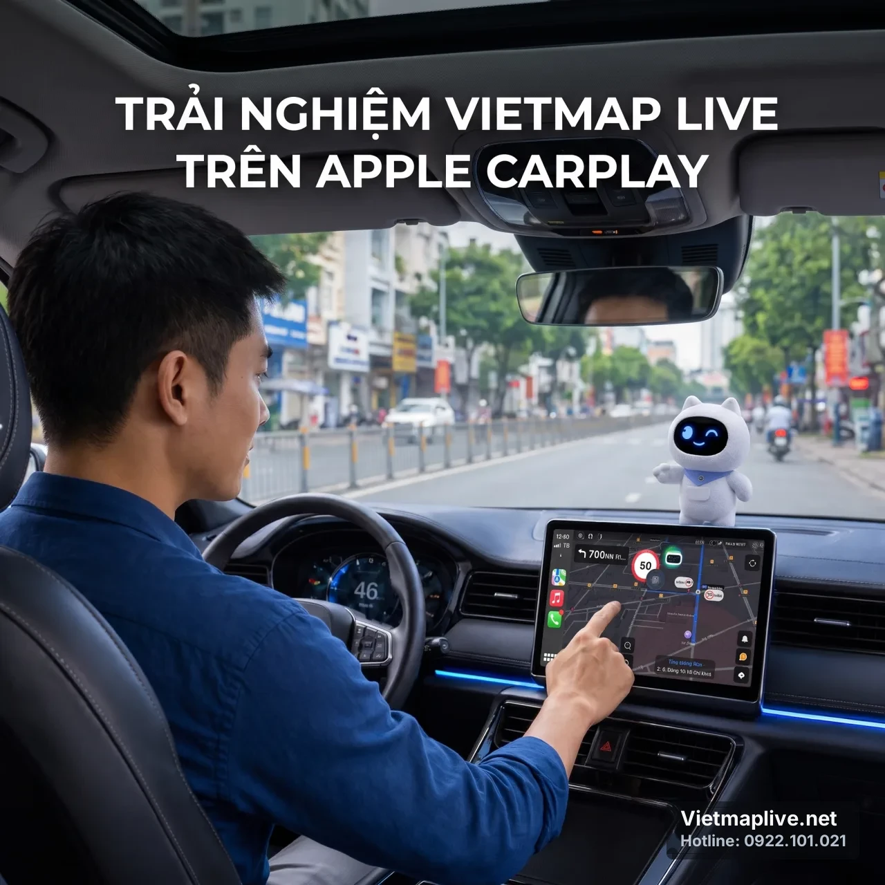 Tài xế kết nối iPhone với Apple CarPlay để sử dụng VietMap Live